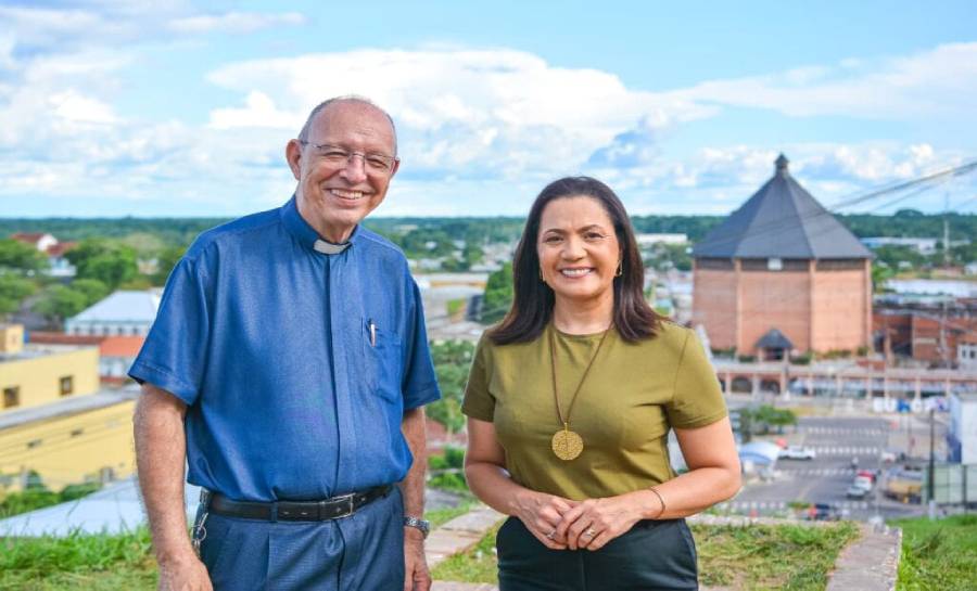 Governadora em exercício, Mailza Assis, reafirma parcerias com a Diocese de Cruzeiro do Sul
