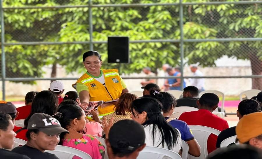 Prefeitura de Cruzeiro do Sul realiza ações educativas de trânsito na zona rural em parceria com a Marinha do Brasil