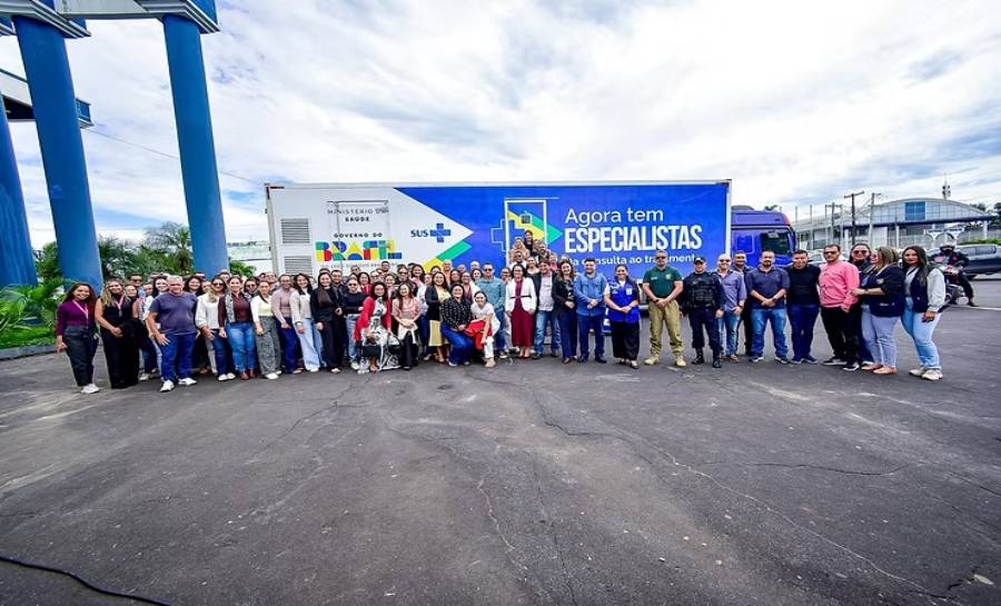 Prefeitura de Cruzeiro do Sul Ministério da Saúde e Governo do Estado realizam abertura oficial dos serviços da Carreta da Saúde da Mulher